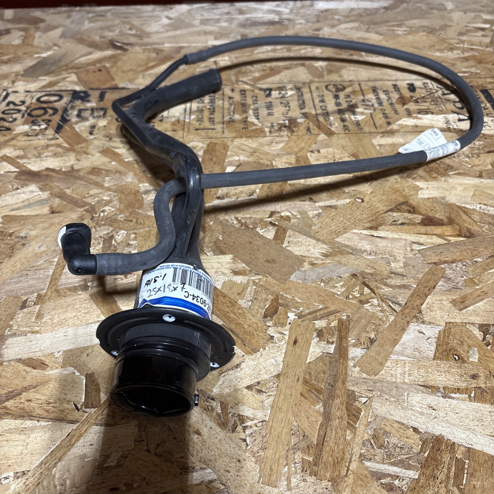 NEW OEM Ford Fuel Tank Filler Neck Pipe AL2Z-9034-C Explorer Mountaineer 08-10