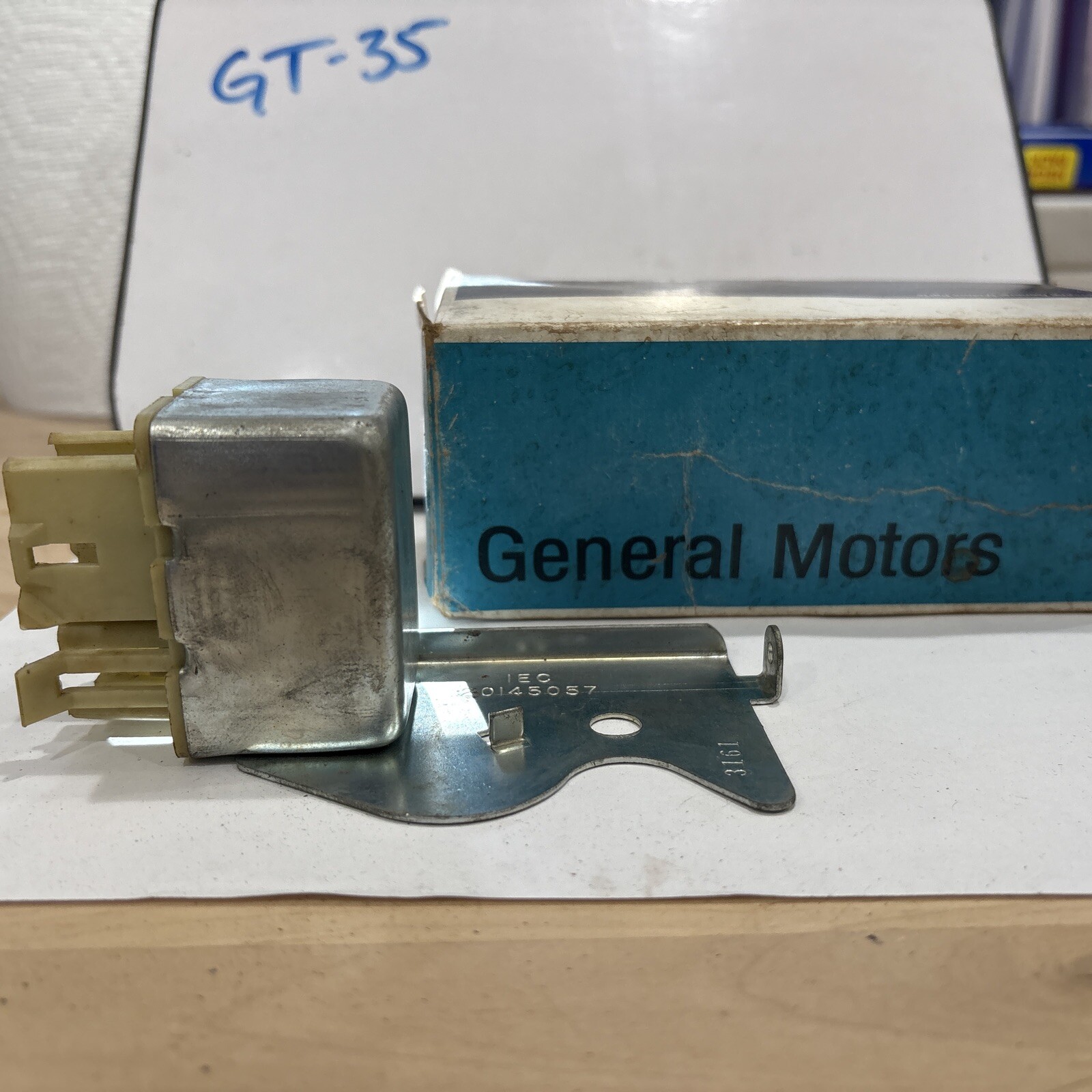 NOS 1979-1985 Chevy Buick Olds Caddy Pontiac 6-way Power Seat Relay GM 20145057 - Image 3