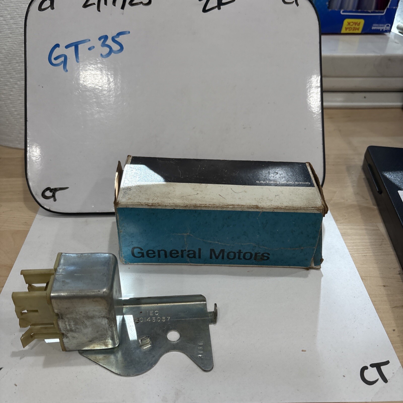 NOS 1979-1985 Chevy Buick Olds Caddy Pontiac 6-way Power Seat Relay GM 20145057