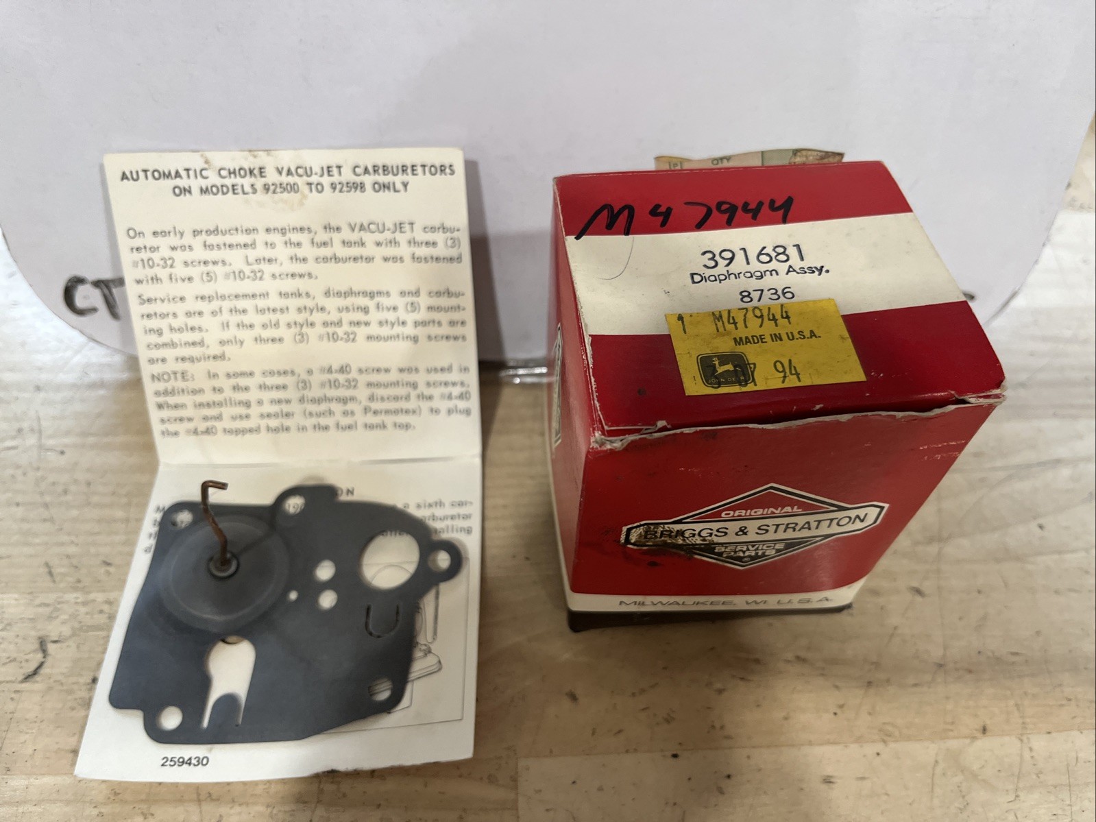 NOS Briggs & Stratton OEM 391681 Diaphragm Assembly (John Deere M47944) - Image 4