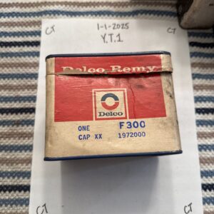 NOS OEM 1947-67 Ford Edsel Mercury 6 cylinder distributor cap Delco F300 1972000