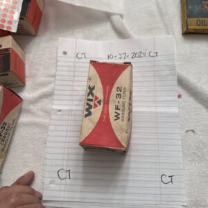 NOS Vintage Wix Gas In Line Fuel Filter WF-32