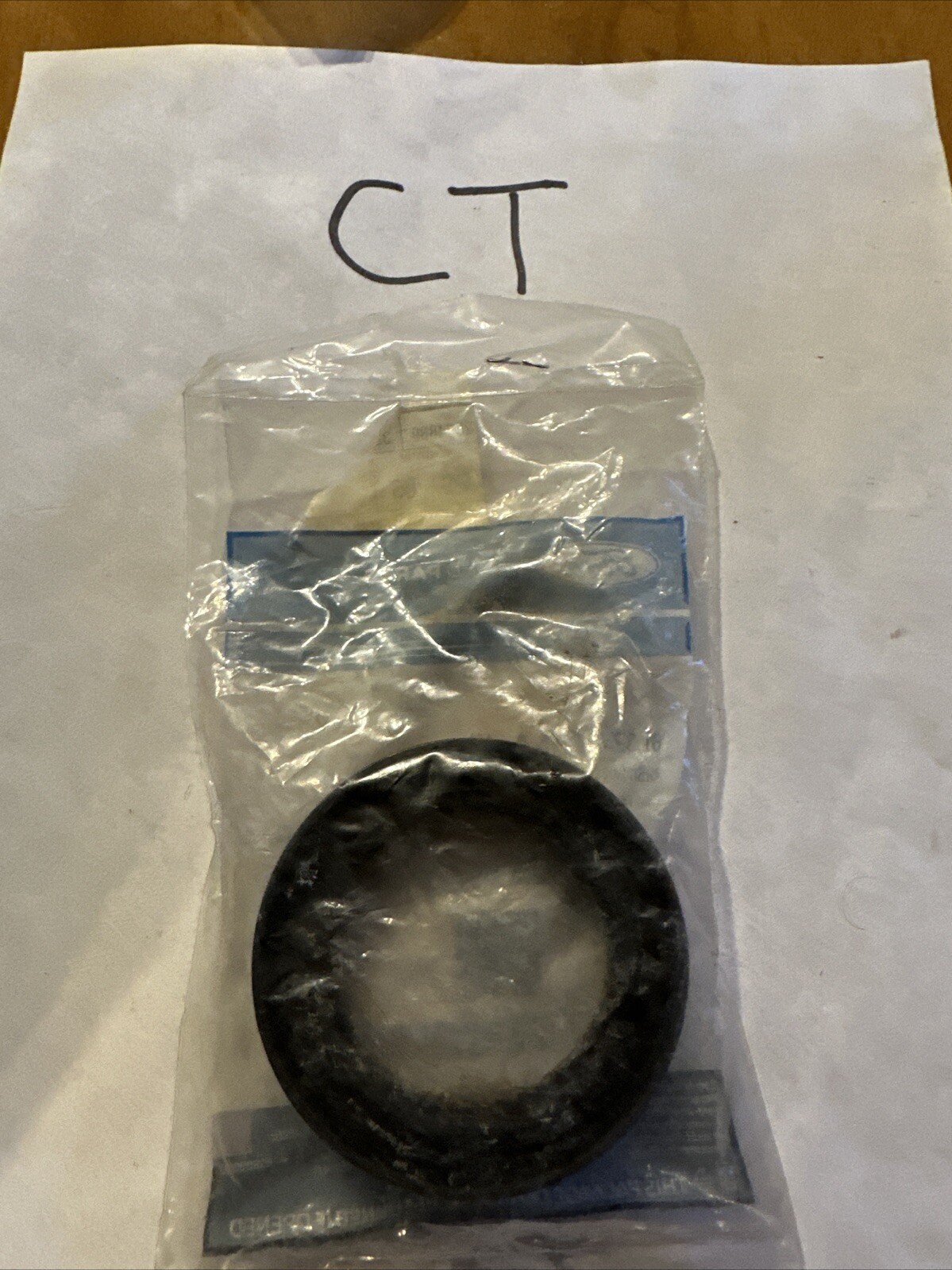 New Genuine Ford Seal 6L3Z7B215A / 6L3Z-7B215-A OEM - Image 3