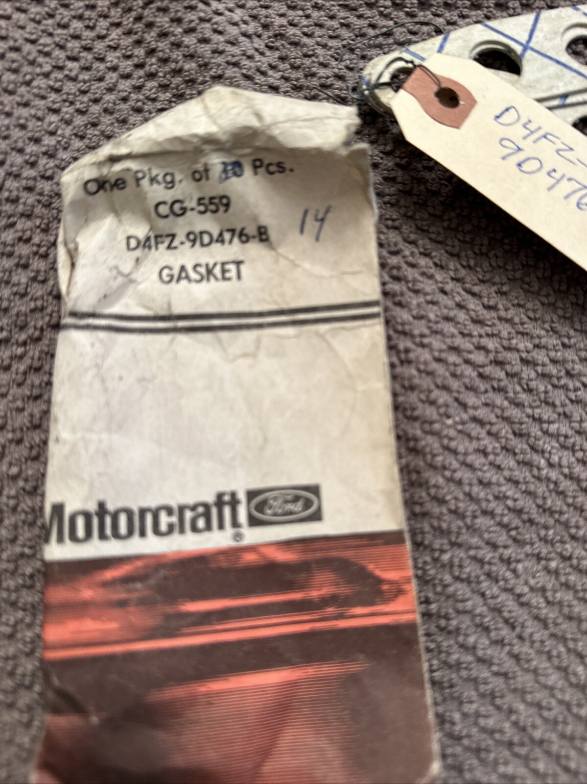 New OEM Ford D4FZ-9D476-B 1974-1976 Mustang Pinto Exhaust Gas(1) Sold Individual