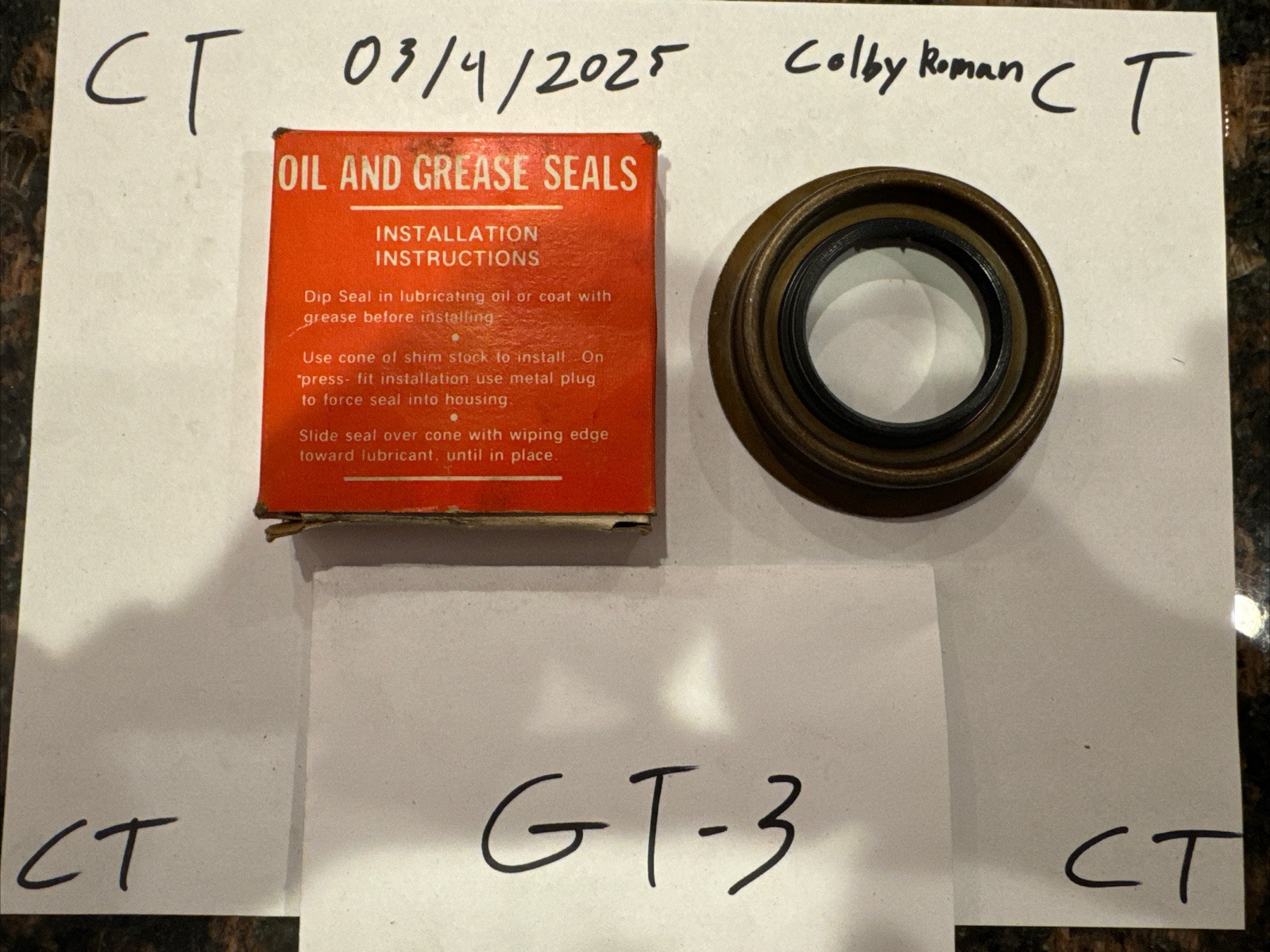 Oil and and grease seal 8460N