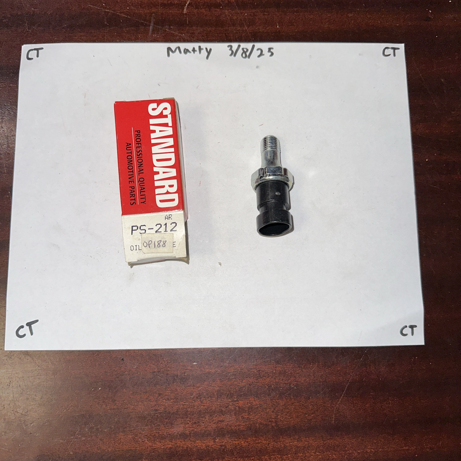 PS-212 Standard Motor Products Engine Oil Pressure Sender for Warning Light