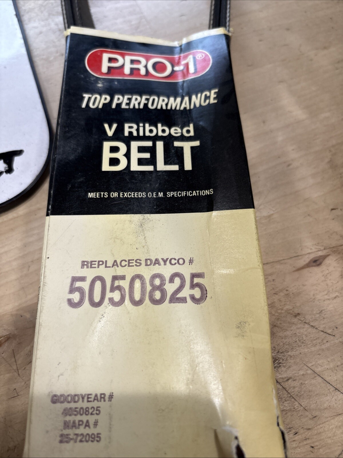 Pro-1 V Ribbed Serpentine Belt Replaces Dayco 5050825 & Gates K050825 - Image 3