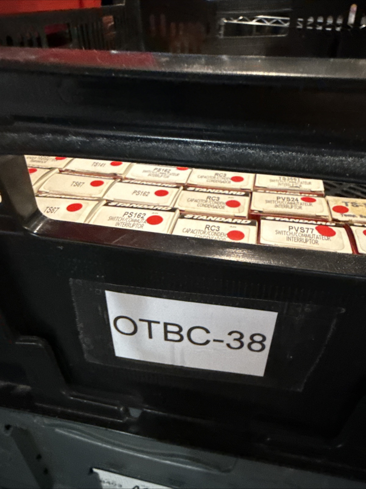 S-39 STANDARD BRAND SOCKET / WIRE CONNECTOR ASSEMBLY PARK/TAIL LIGHTS - Image 3