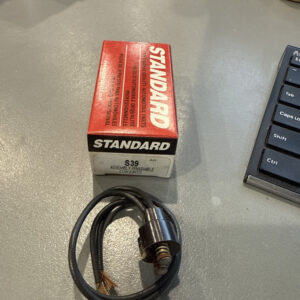 S-39 STANDARD BRAND SOCKET / WIRE CONNECTOR ASSEMBLY PARK/TAIL LIGHTS