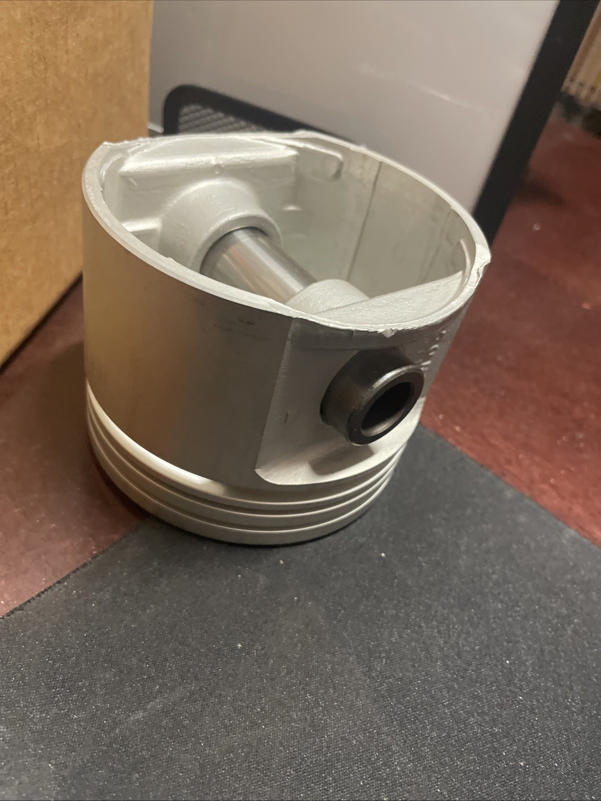 Sealed Power 450NP .030 6 Pc Pistons - Image 3