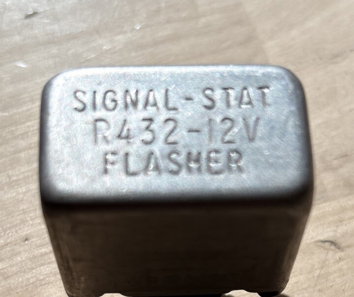 Signal-Stat R432-12V Flasher 3 Point - Image 3