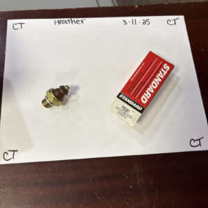 Standard Motor Products PS-361 Engine Oil Pressure Switch