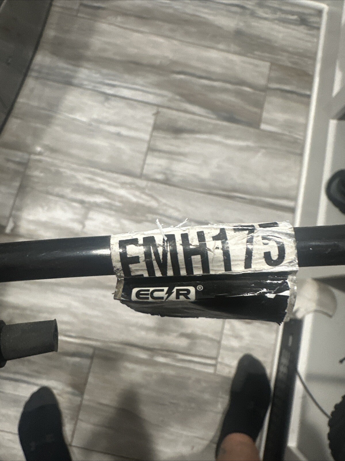 Valve Cover To Valve Cover Crankcase Breather Hose For 2001-2004 Ford Escape - Image 3