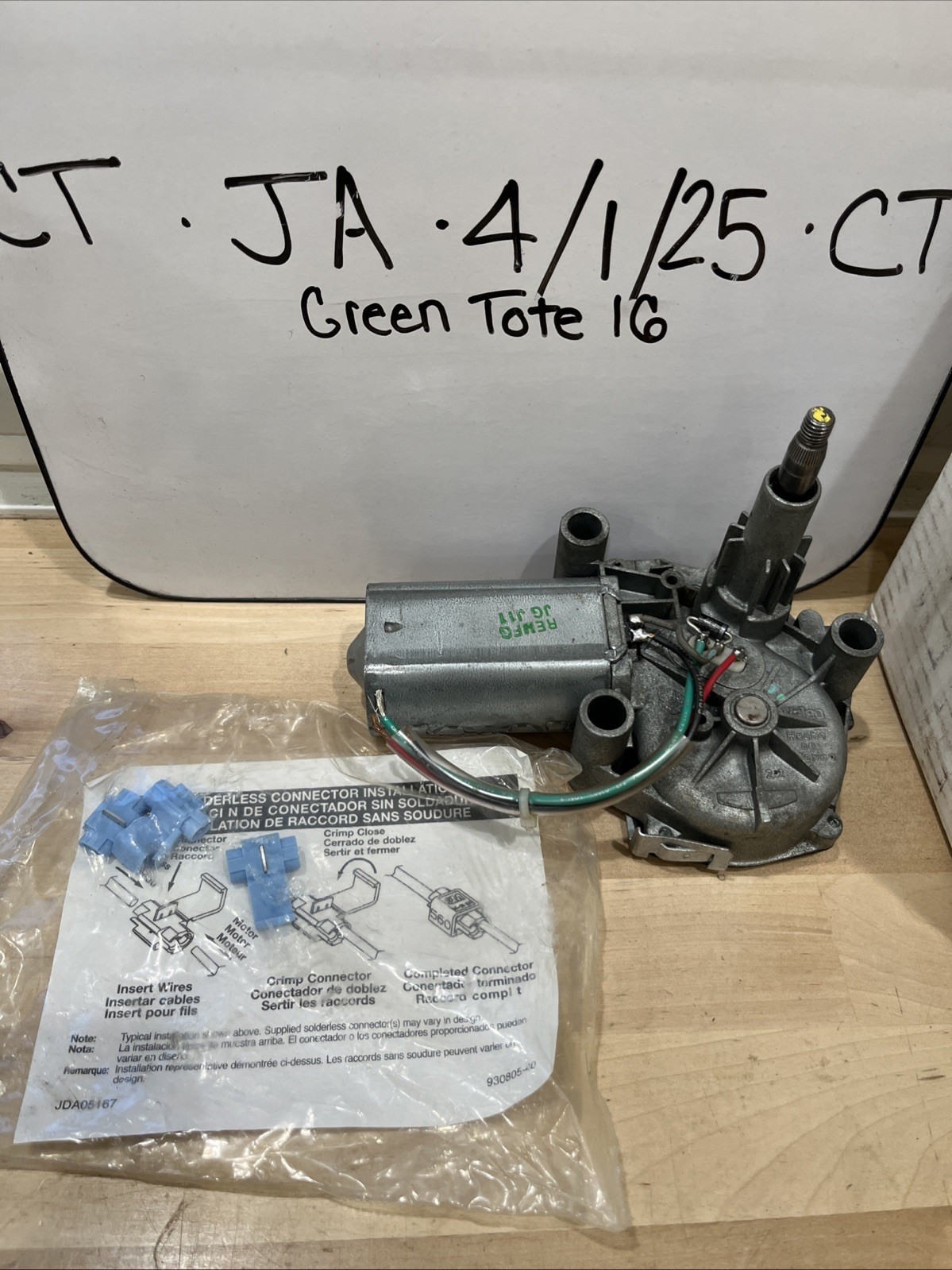 Windshield Wiper Motor OEM 40-3018 Remanufactured w/ Hardware