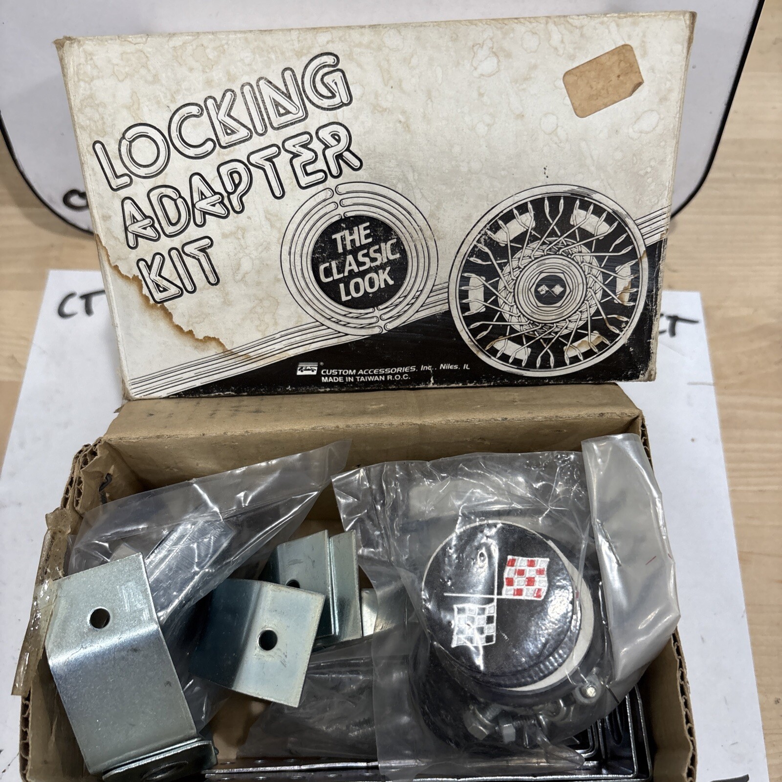 Wire Wheel Cover Lock Kit Hub Cap Anti-Theft Locking Adapter. Custom Acc - Image 3