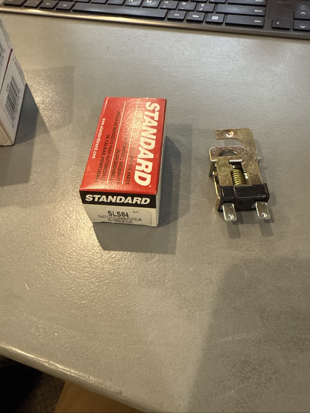 (1) Brake Light Switch Standard SLS-84 - Image 3