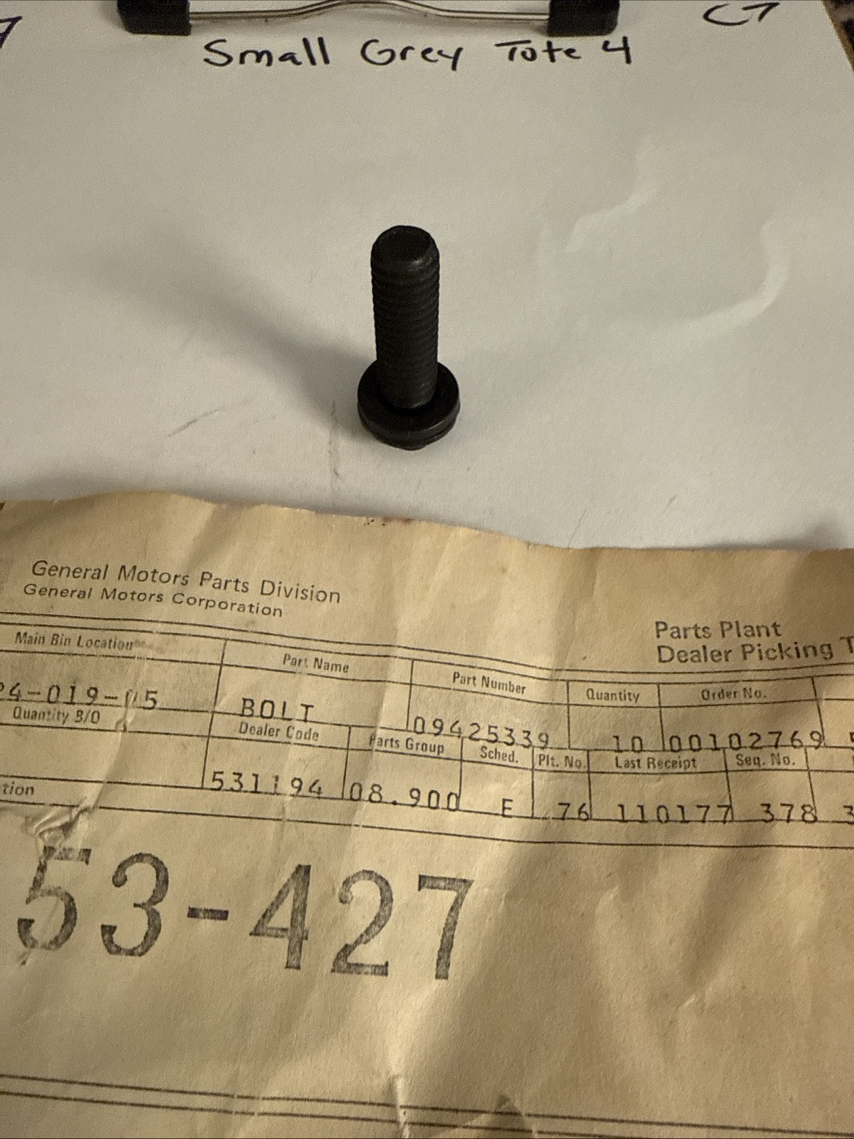 (1) GM BOLT LWR STRG SHAFT TO JOI 9425339 Sold Individually - Image 3