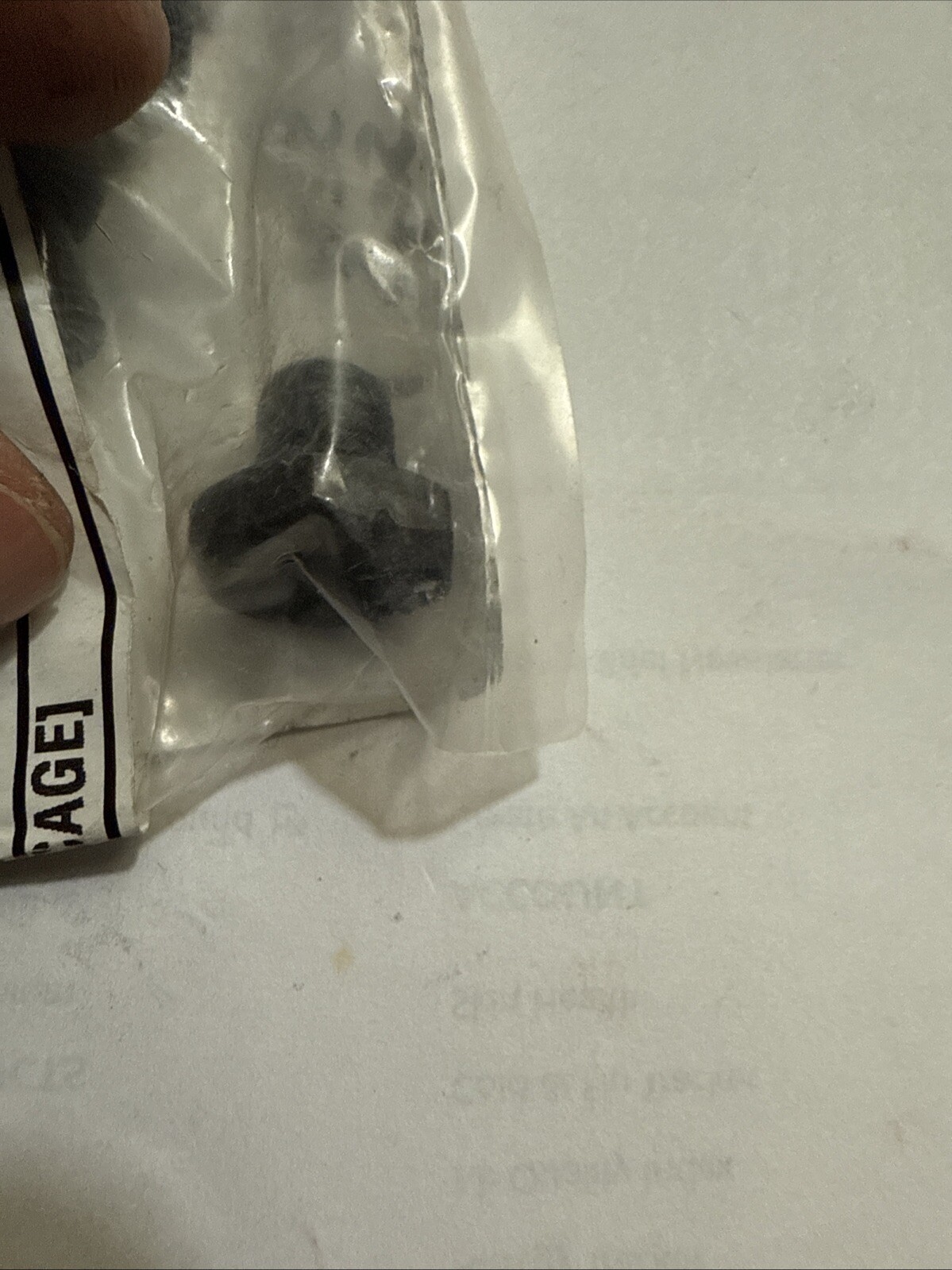 (1) Genuine Kia Bolt Special 42121-21720 - Image 3