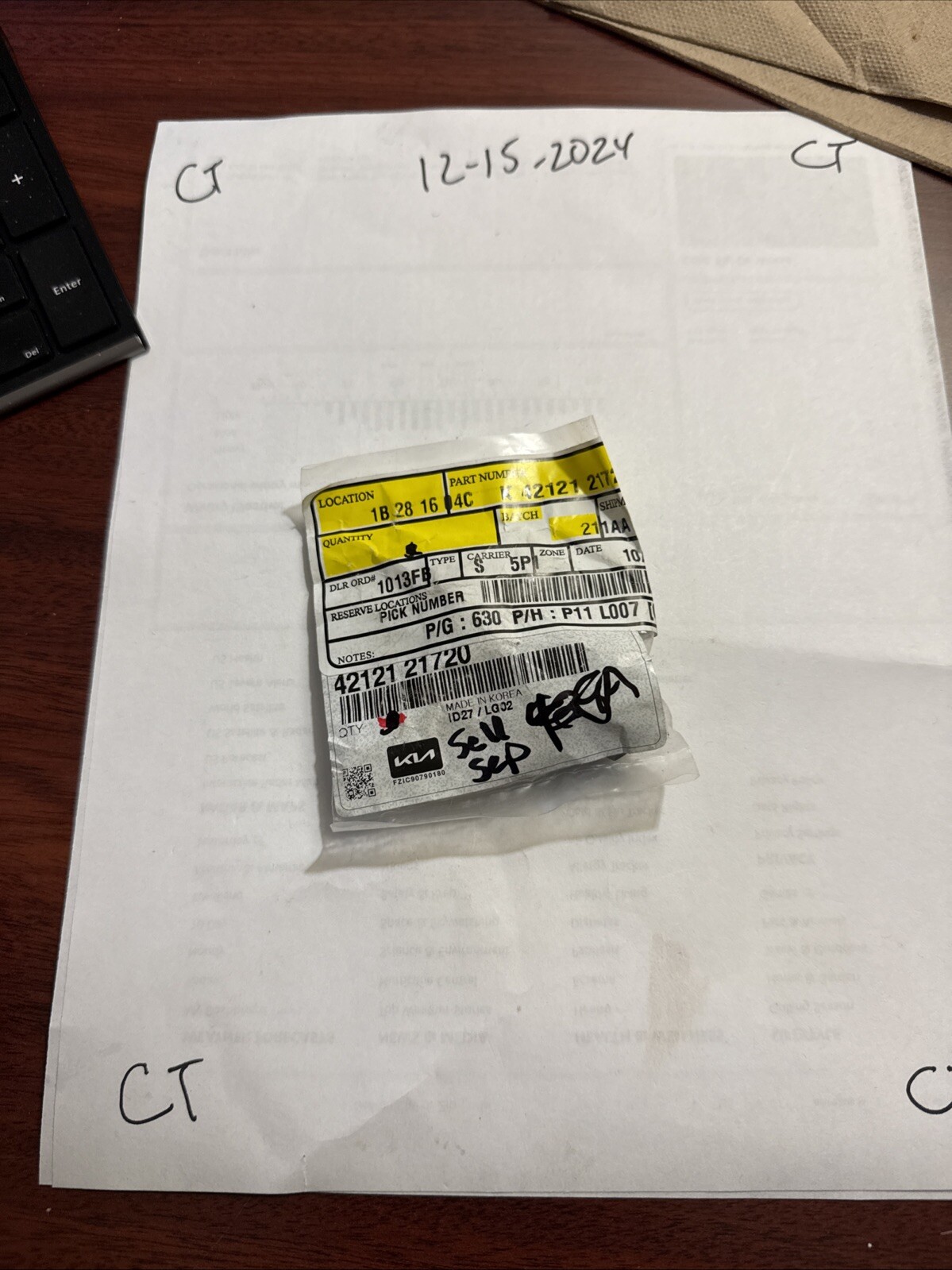 (1) Genuine Kia Bolt Special 42121-21720