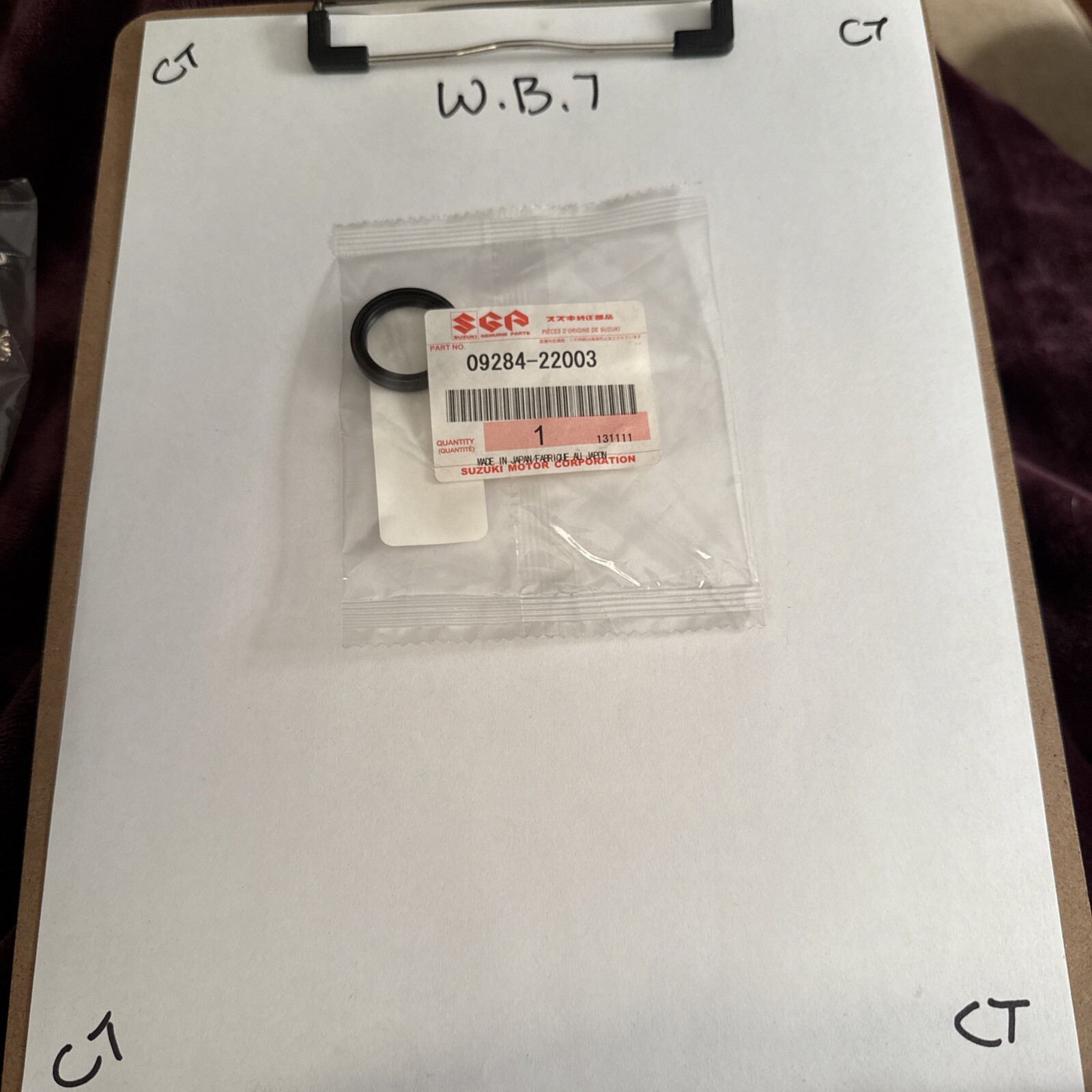 (1) New OEM Suzuki Oil Seal 09284-22003 RMX450 RMZ450 RMZ250