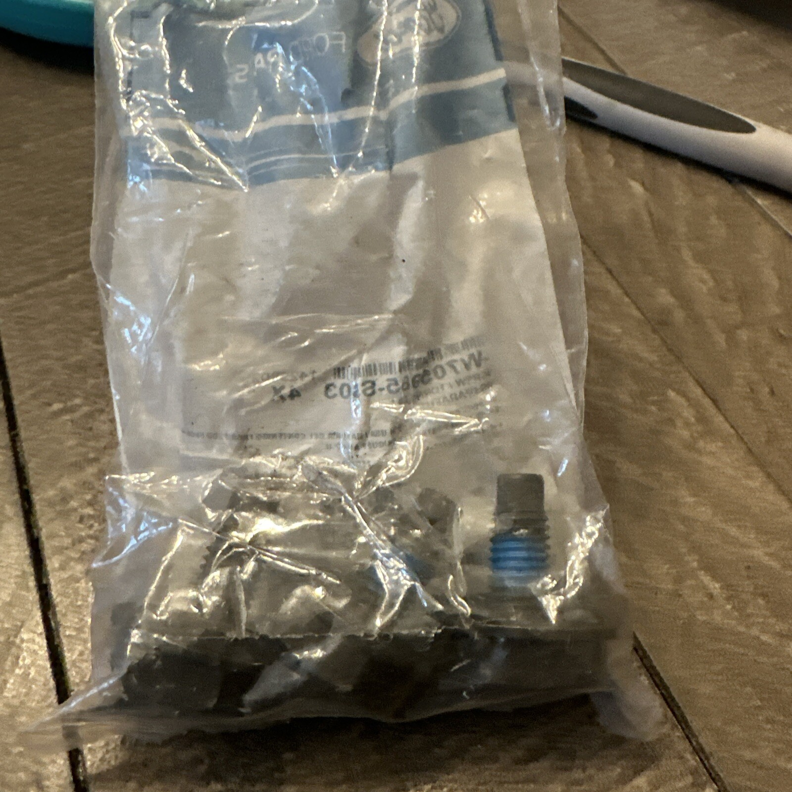 3 PCS FORD 2015/21 MUSTANG, TRANSIT "SCREW & WASHER" STEERING WHEEL W705985-S303 - Image 3