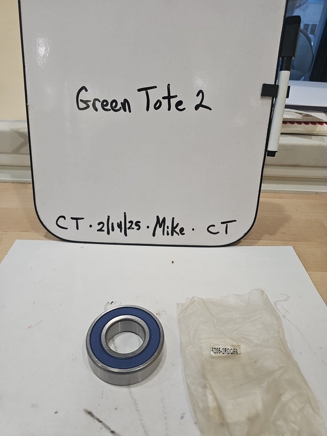 6205-2RS / 7205-2RDQE6 Rubber Seal Ball Bearing 25x52x15 6205 2RS 6205RS