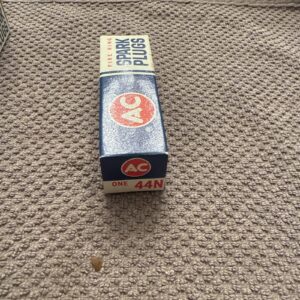 AC Delco Spak Plug 44N, fire ring NEW OLD STOCK