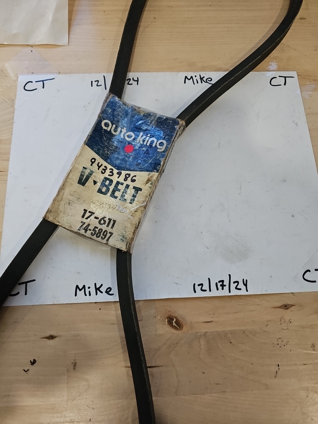 Auto King 9433986 V-BELT 17-611 / 74-5897