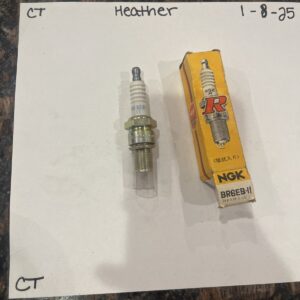 BR6EB-11 NGK Spark Plug