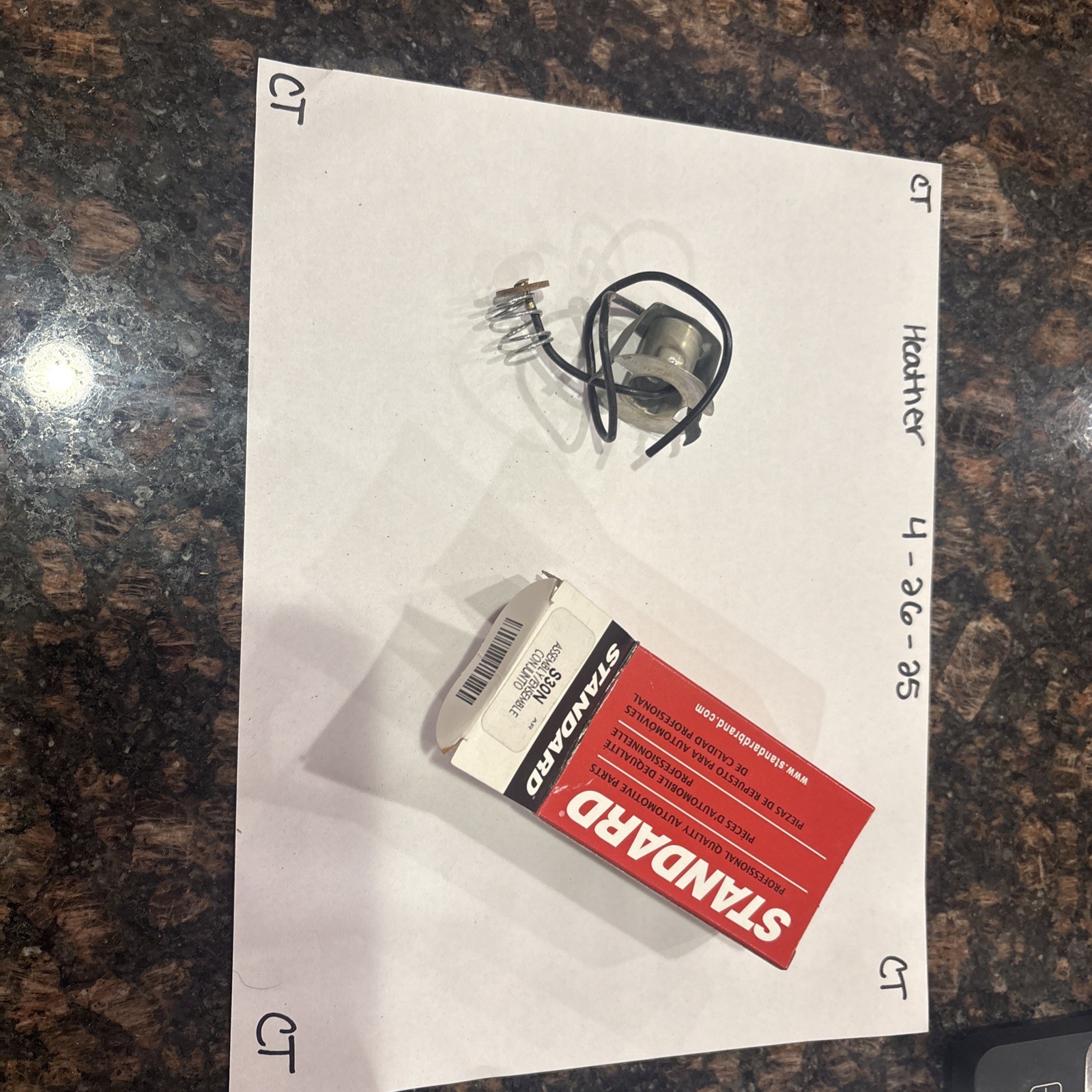 Brake Light Socket Lamp Socket STANDARD MOTOR PRODUCTS S30N