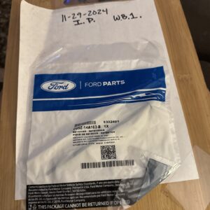 Brand New Ford CU5Z-14A163-B Retainer