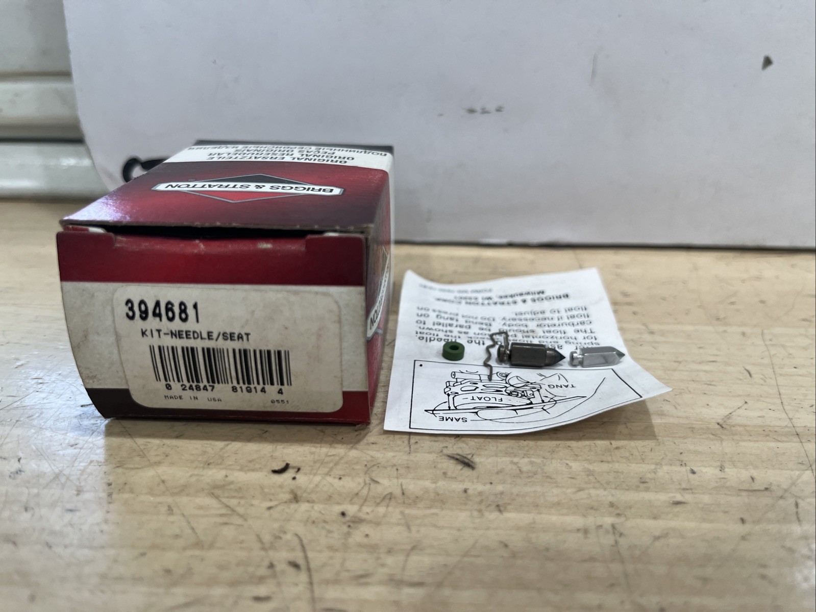 Briggs & Stratton 394681 Fuel Inlet Valve Needle Seat - Image 4