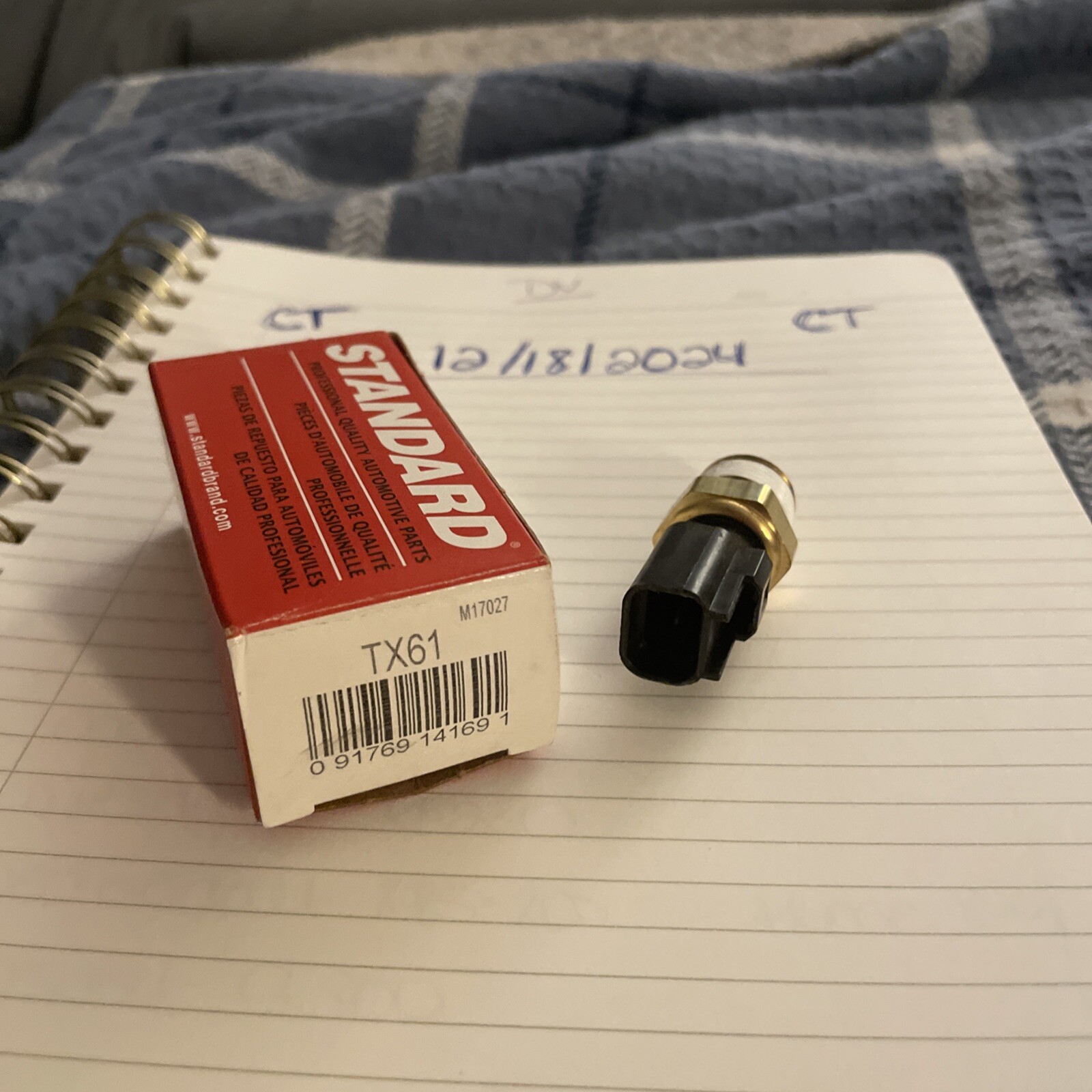 Coolant Temp Sensor Standard Motor Products TX61 - Image 3