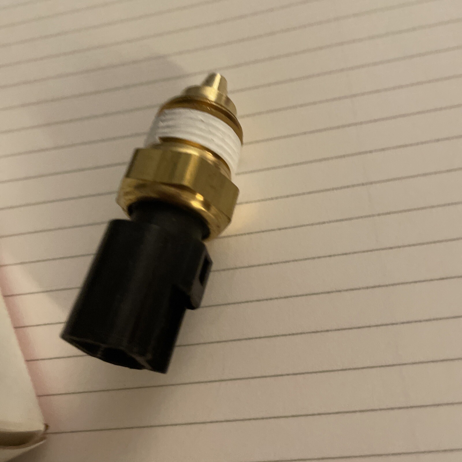 Coolant Temp Sensor Standard Motor Products TX61 - Image 4