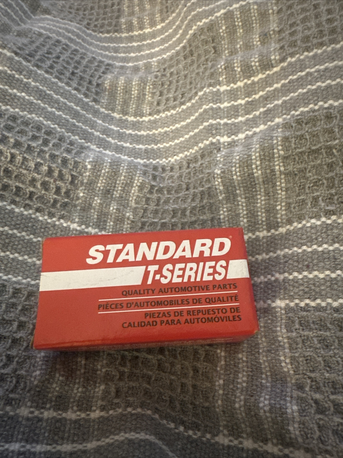 Engine Coolant Temperature Sensor Standard TX71T - Image 3