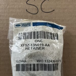 Ford XF5Z-13N019-AA Retainer - Bulbs 1999-2002 Mercury Villager XF5Z13N019AA
