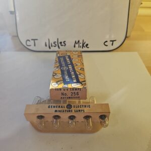 GE 256 Automotive Light Bulbs One Pack Of 10 NOS