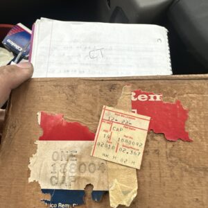 GM NOS Distributor Cap D332 1880042 new in original box with rotor