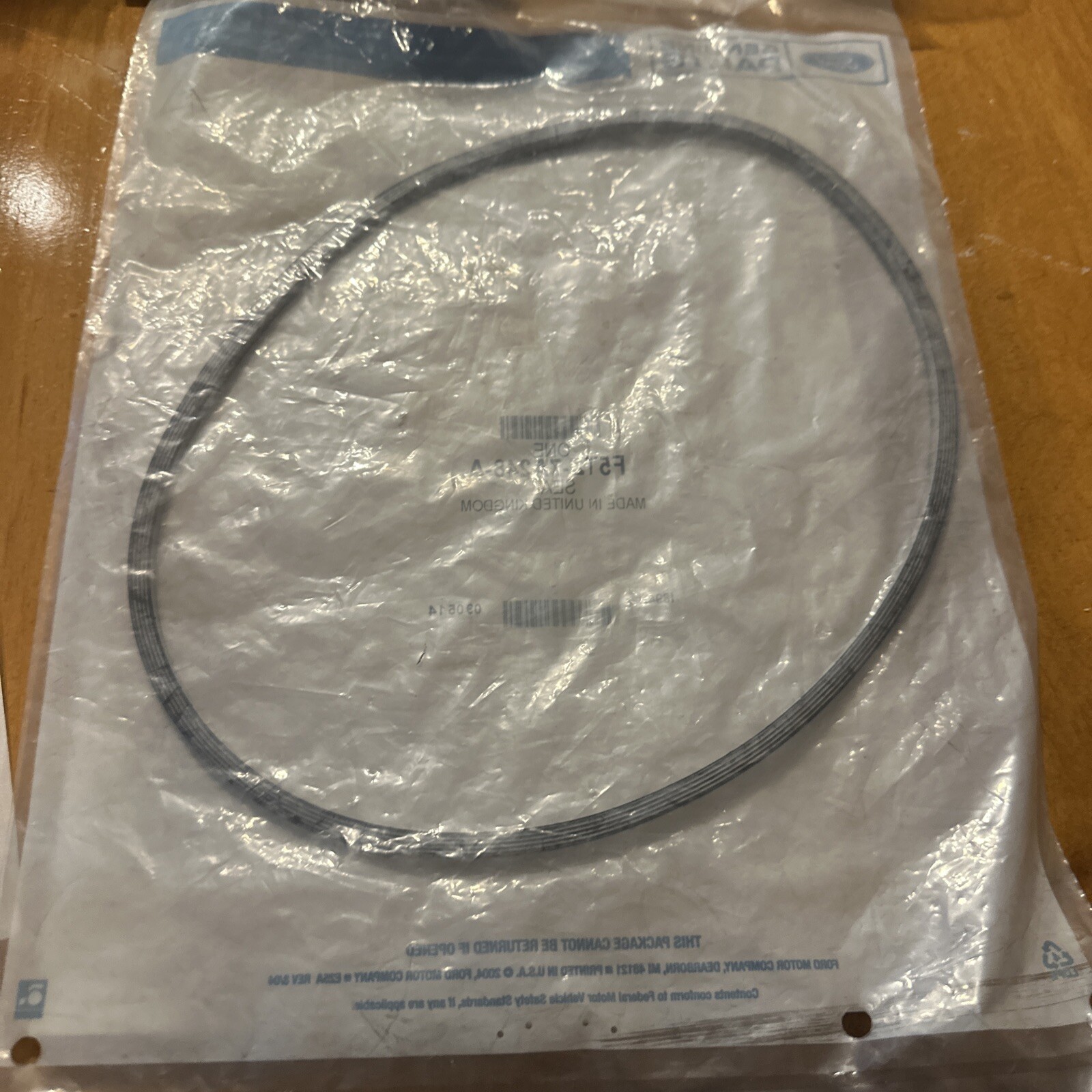 Genuine Ford Automatic Transmission Oil Pump Seal F5TZ-7A248-A - Image 3