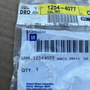 Genuine GM OEM 12544077 Seal Transfer Case Shaft To Yoke 1994-2009 NOS
