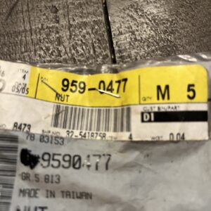 Genuine GM OEM Wheel-Lug Nut 9590477