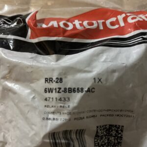 Genuine OEM Ford Motorcraft RR-28 Fan Control Relay  6W1Z-8B658-AC  NOS