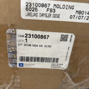 Genuine OEM GM 23100867 Molding Assembly Front Side Door Window Upper Reveal NOS