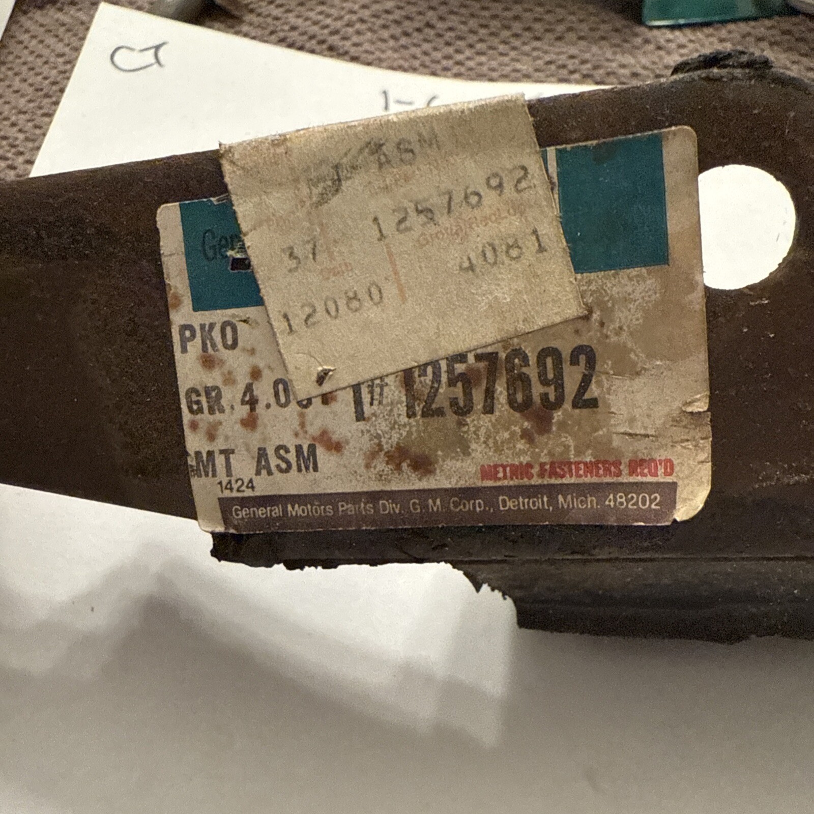 Gm OEM Transmission Mount OLDSMOBILE 98 BONNEVILLE CAMARO CAPRICE MONTE CARLO - Image 3