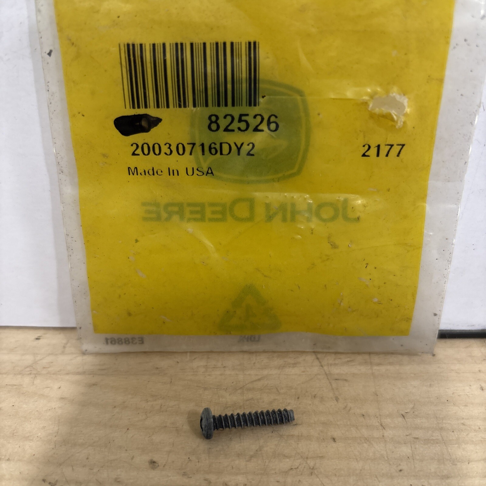 John Deere Screw 82526 (Sold Individually) - Image 3