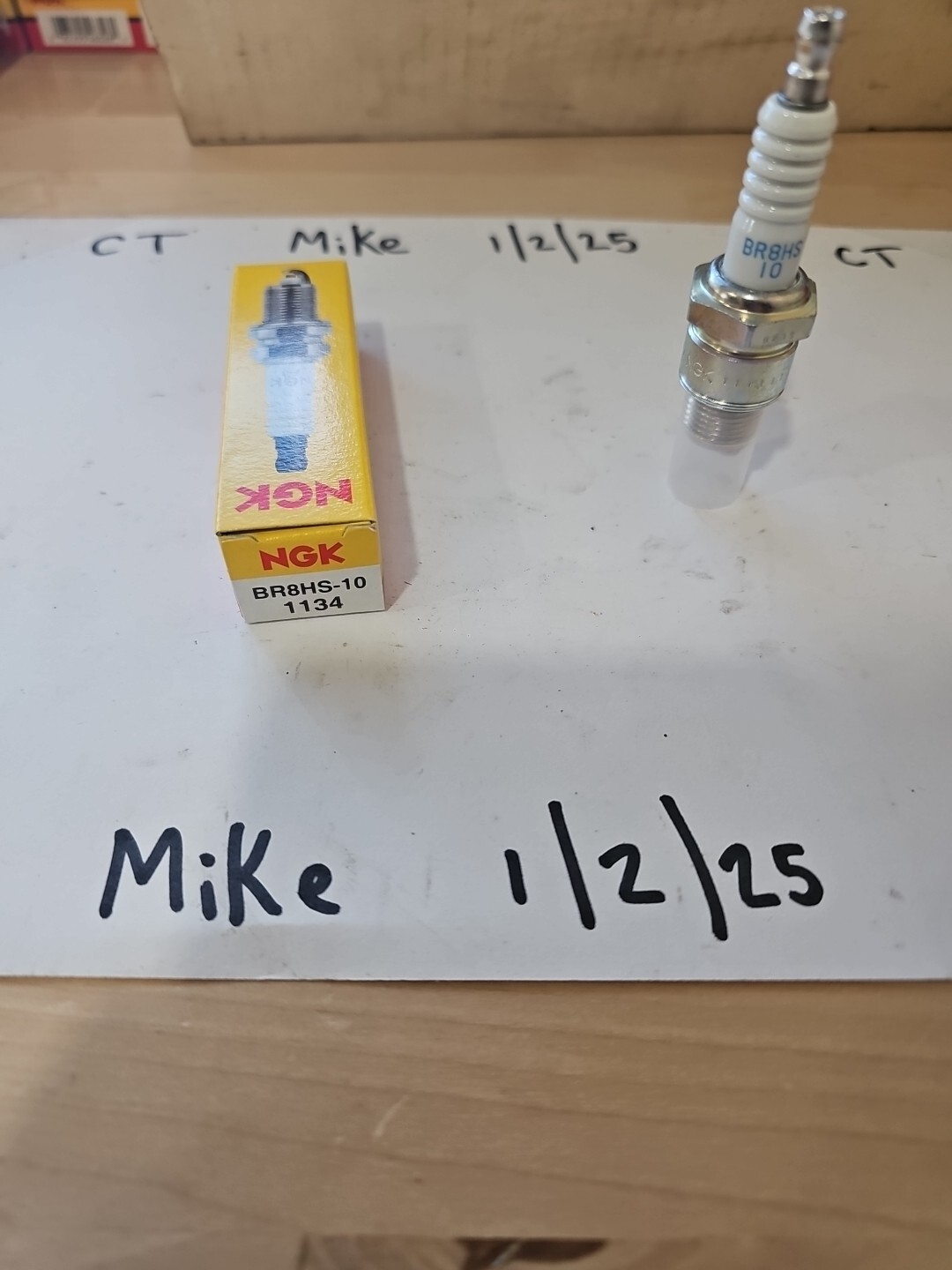 NGK Spark Plug 1134 Standard BR8HS-10 14mm .500" Flat - Image 3