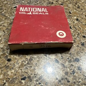 NOS NATIONAL 9516 OIL SEAL