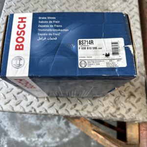 New Bosch Brake Shoes  BS714R 4 pieces