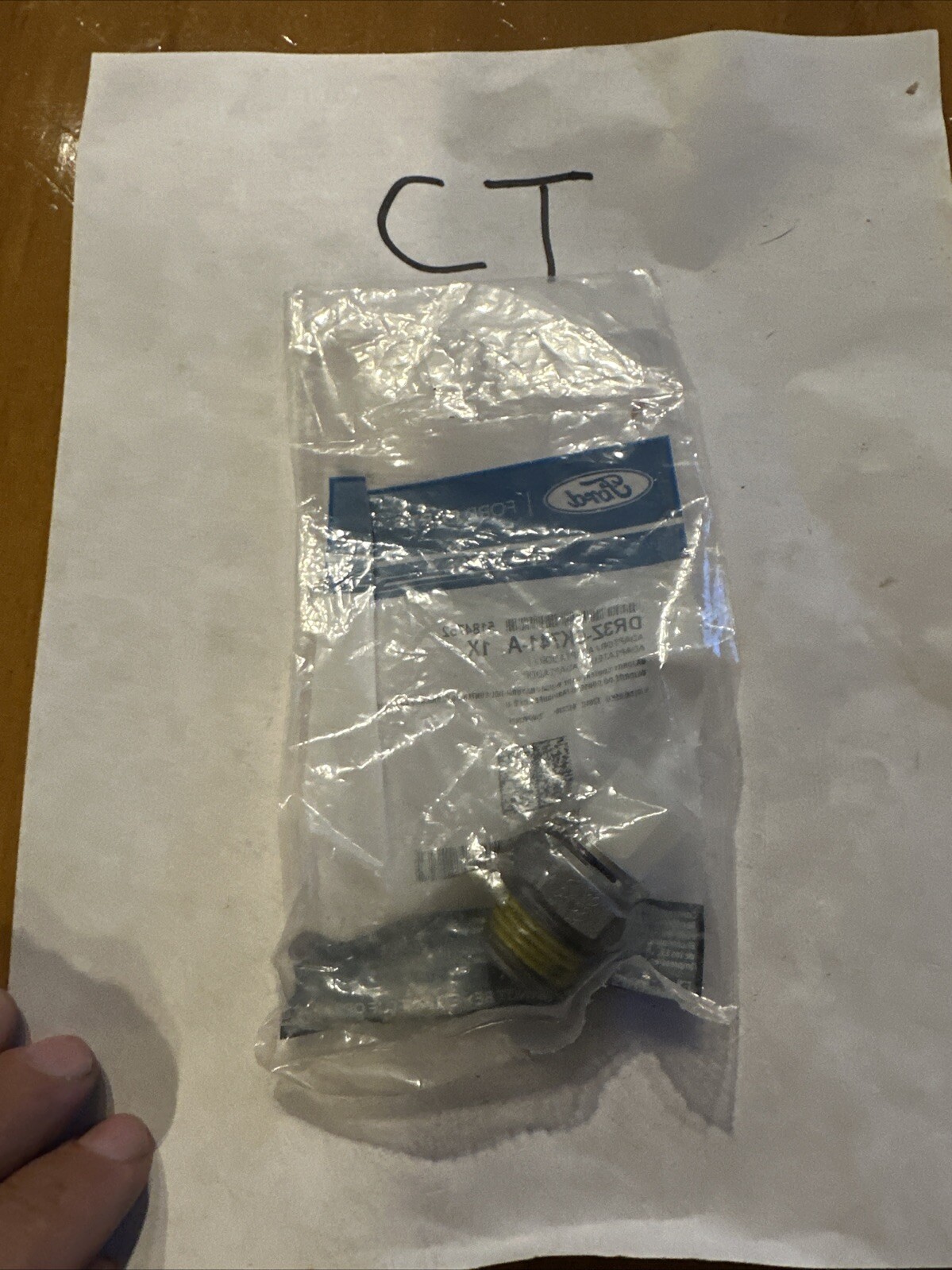 New Genuine Ford Adaptor - Oil Cooler DR3Z6K741A / DR3Z-6K741-A OEM - Image 3