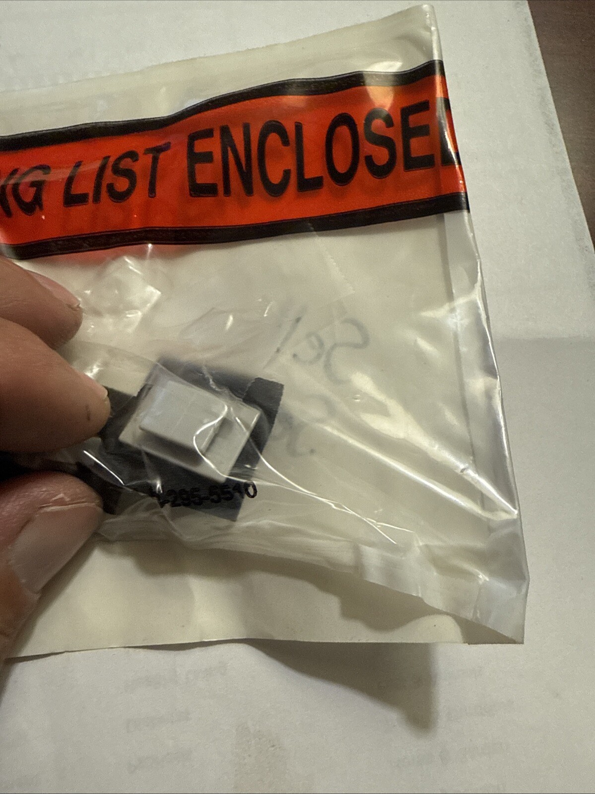 OEM NEW 2016-2020 Kia Optima (1) Side Garnish Mounting Clip 873822W000 - Image 3